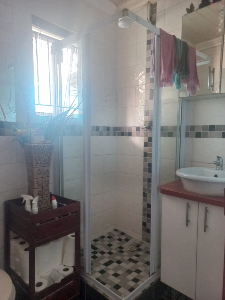 2 Bedroom Property for Sale in Belhar Western Cape